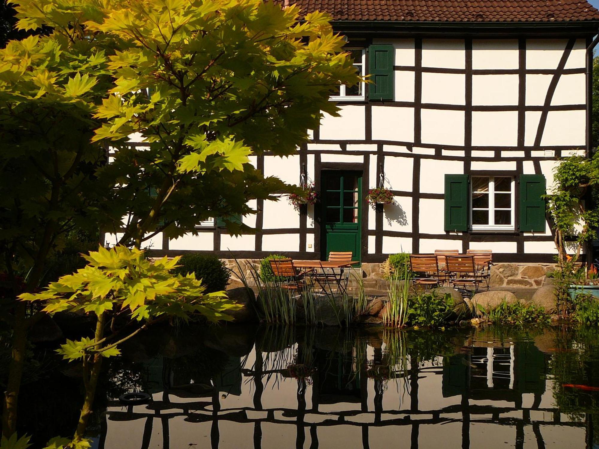 Gaestehaus Wahnenmuehle Erkrath Exterior foto